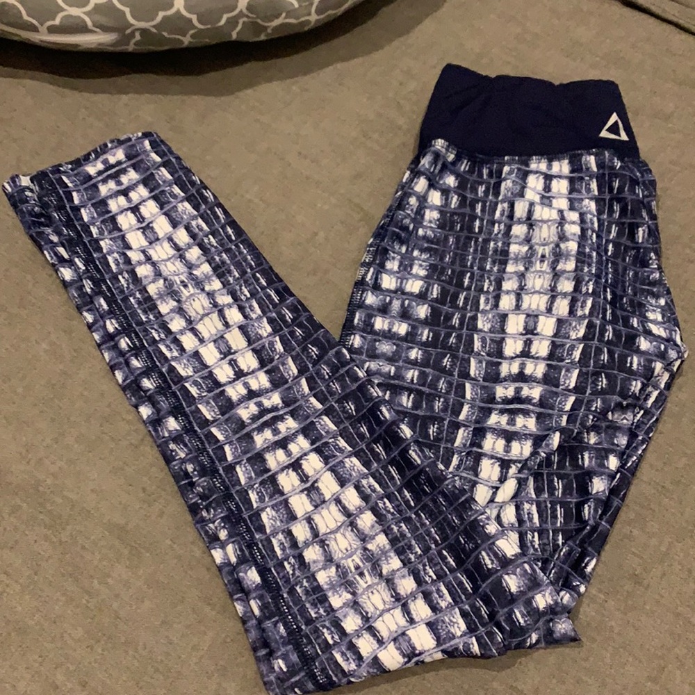 Prismsport workout leggings